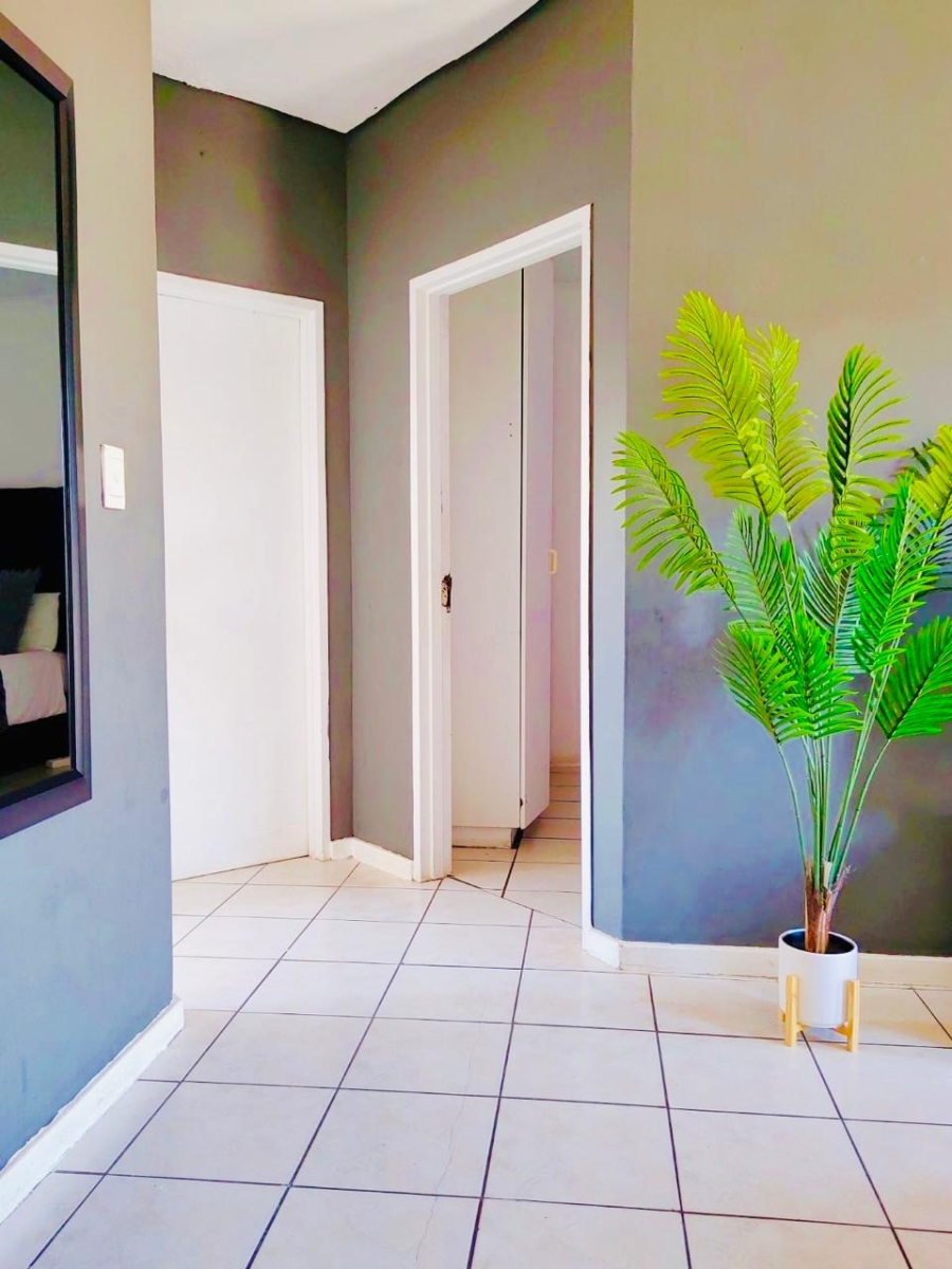 2 Bedroom Property for Sale in Parklands Western Cape